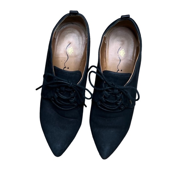 Nina Originals Wedge Pointed Toe Suede Booties - Picture 1 of 5
